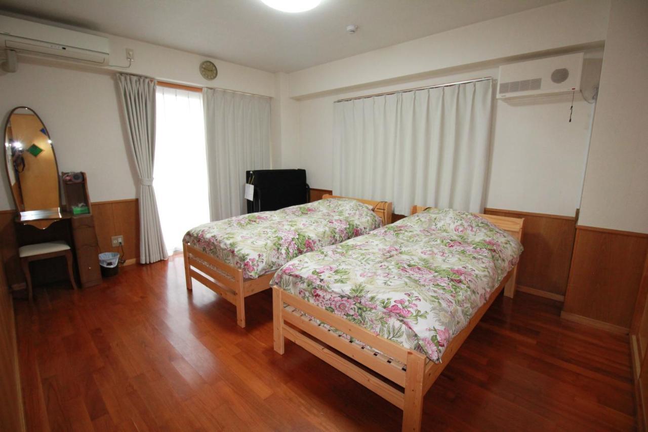 Utopia Mihama Chatan Exterior photo